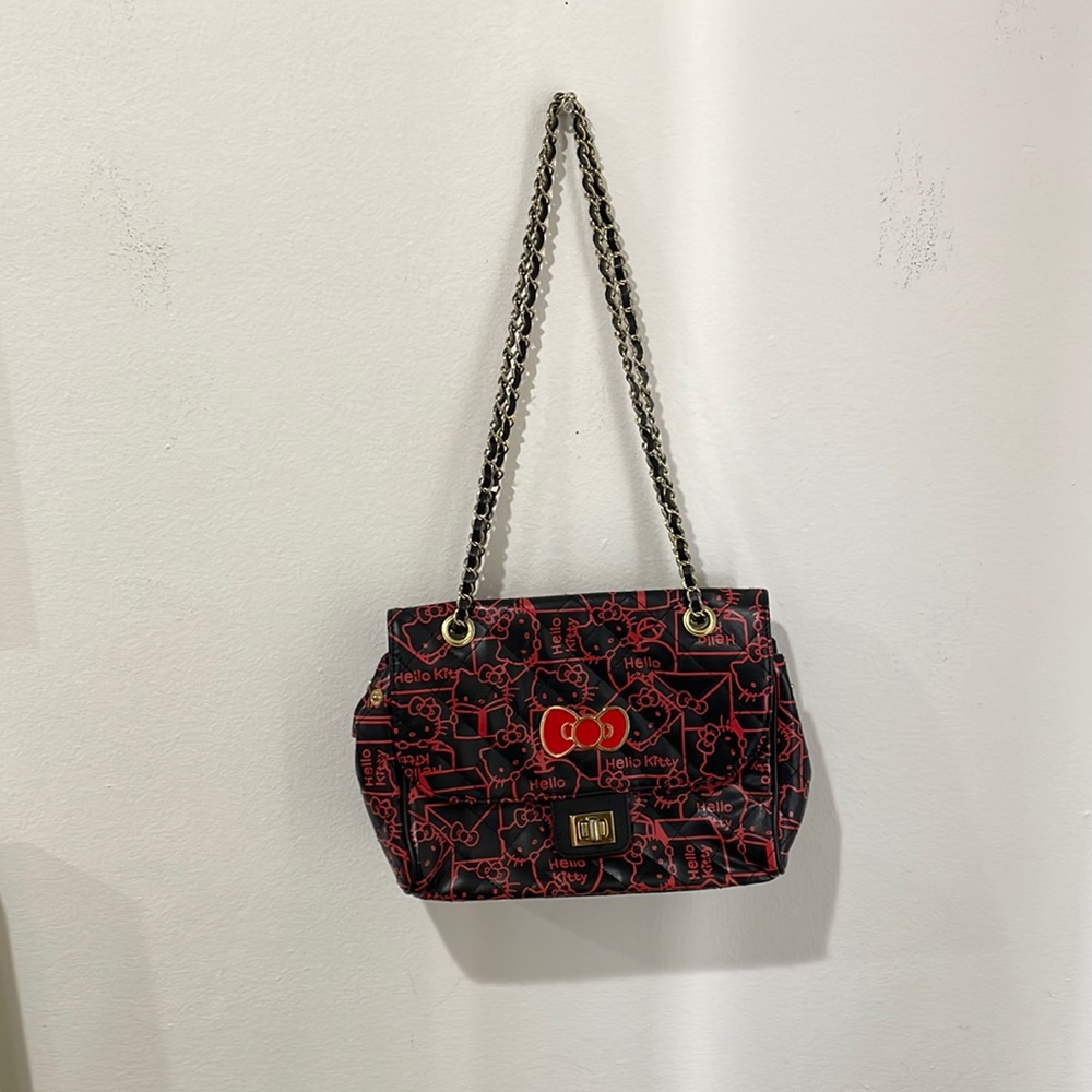 Hello kitty purse